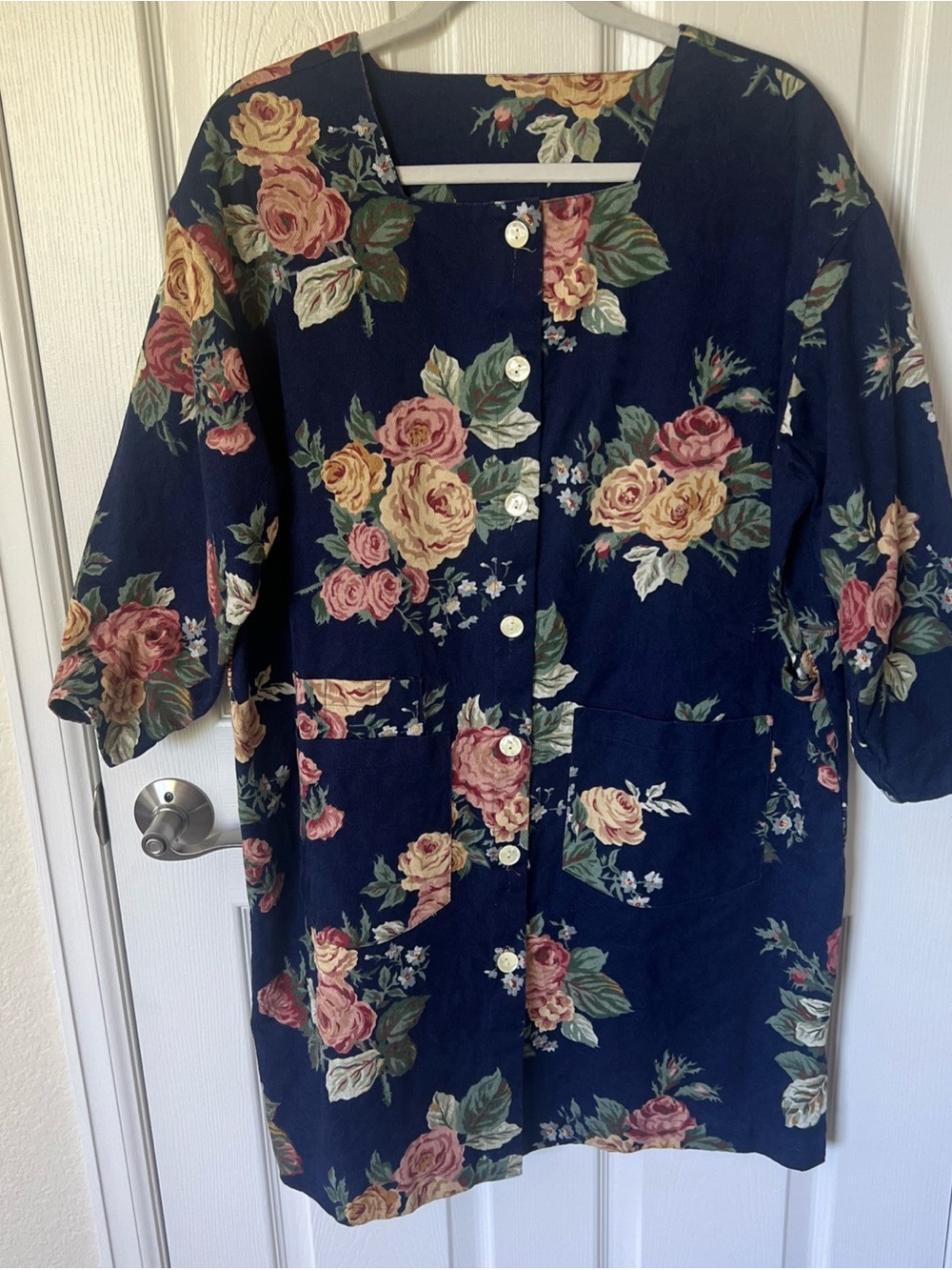 Gianna Rose Vintage Women’s Navy Floral Button Up Smock